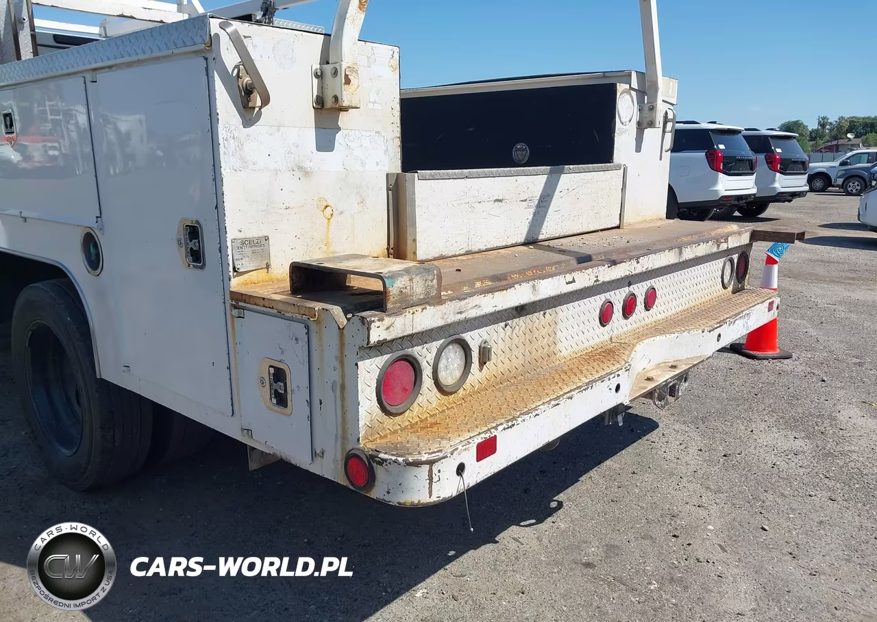 2016 Ford F-450 Chassis Xl VIN:1FDUF4GT8GED27682 - 6