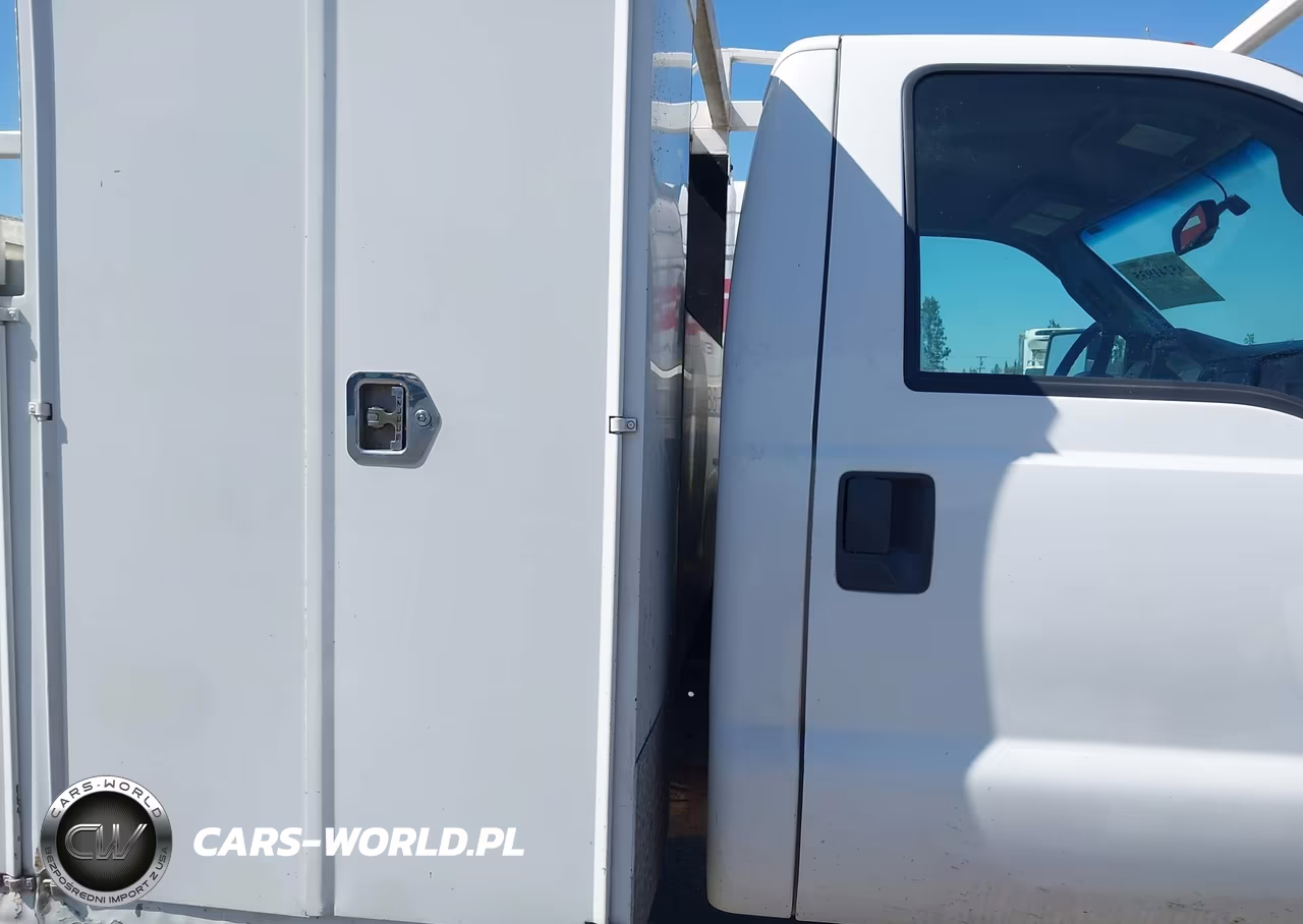 2016 Ford F-450 Chassis Xl VIN:1FDUF4GT8GED27682 - 8