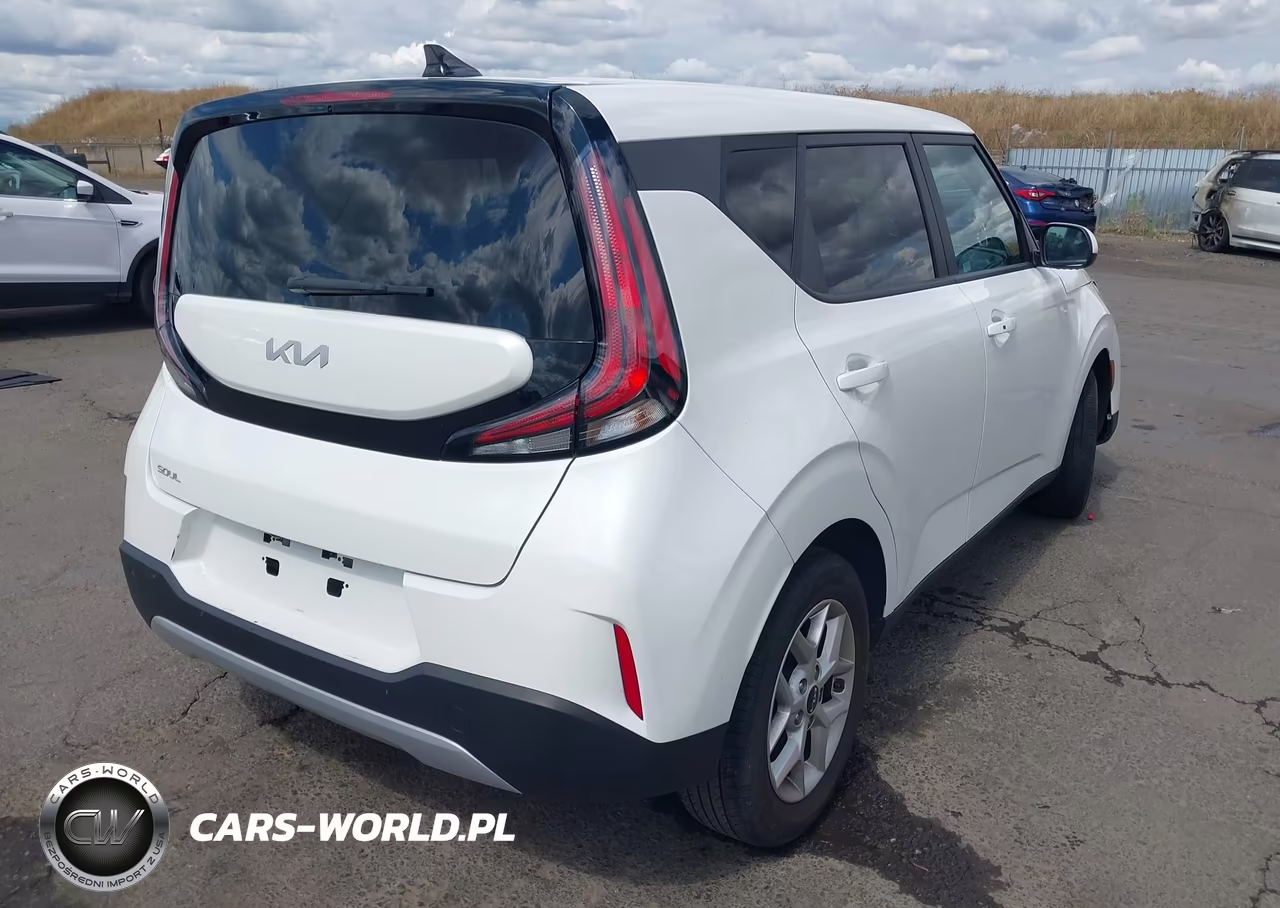2023 Kia Soul S VIN:KNDJ23AUXP7865576 - 4