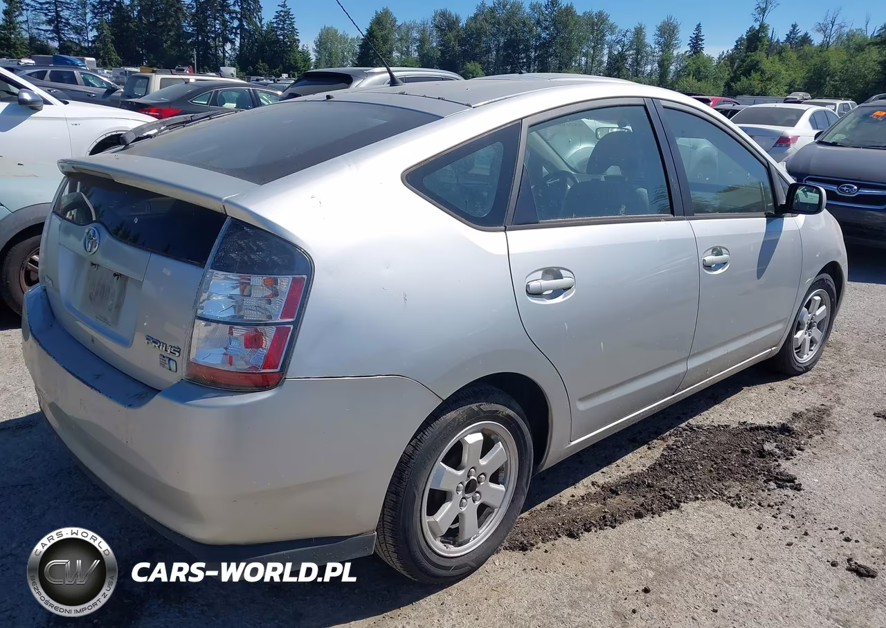 2004 Toyota Prius VIN:JTDKB20U040011281 - 4