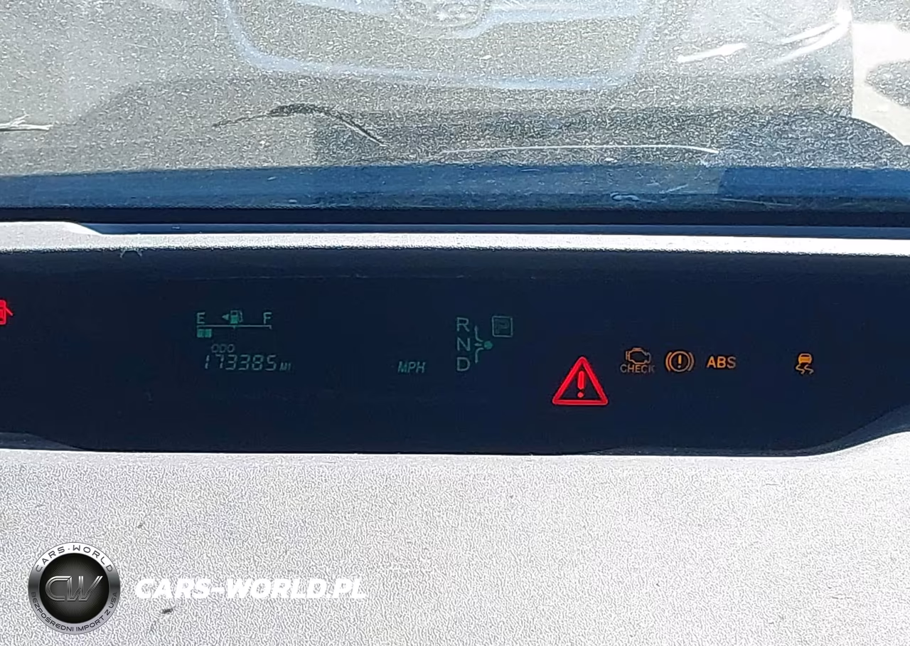 2004 Toyota Prius VIN:JTDKB20U040011281 - 7