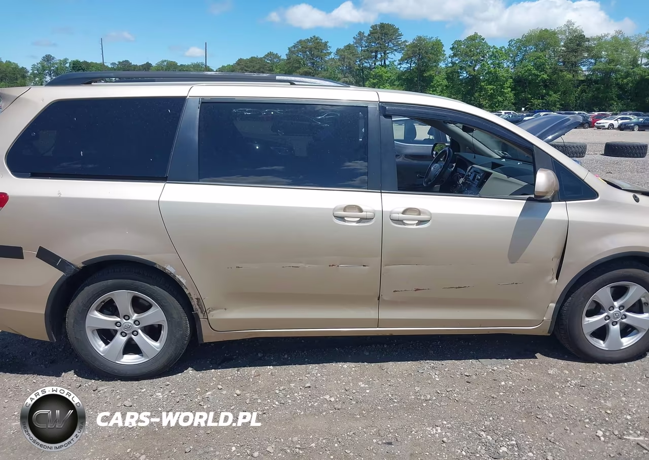 2014 Toyota Sienna Xle V6 8 Passenger VIN:5TDYK3DC4ES418021 - 13