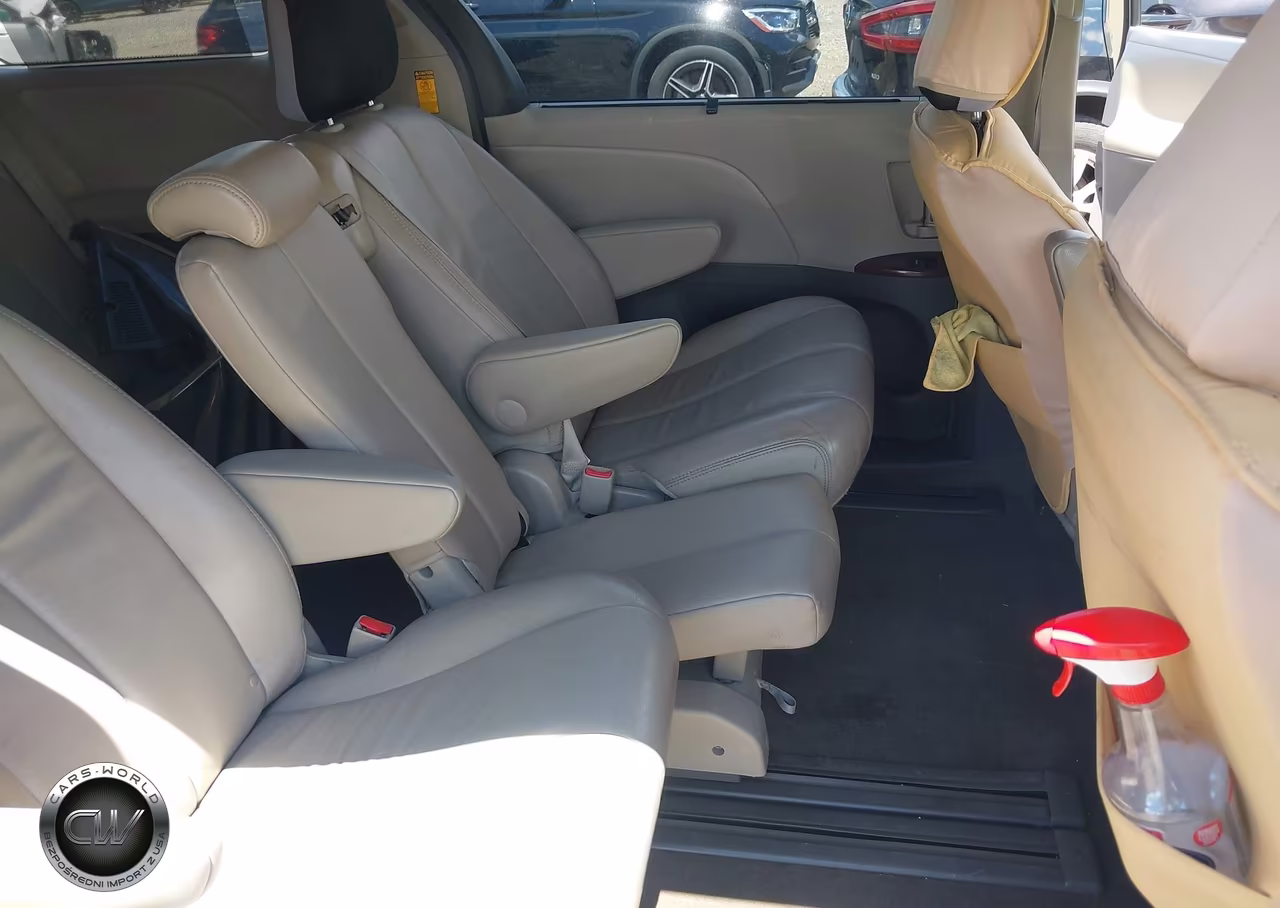 2014 Toyota Sienna Xle V6 8 Passenger VIN:5TDYK3DC4ES418021 - 8