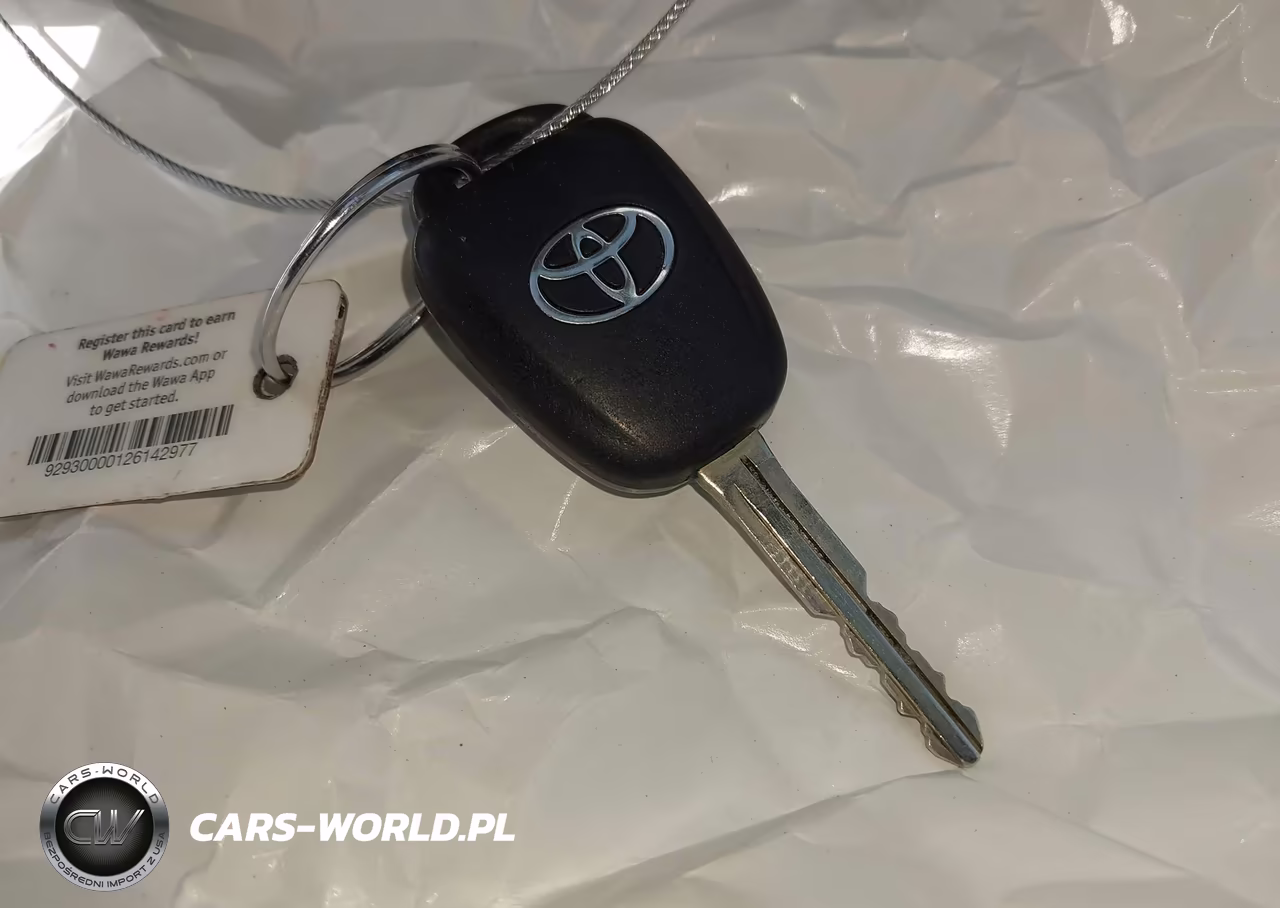 2018 Toyota Rav4 Xle VIN:2T3WFREV5JW474721 - 11