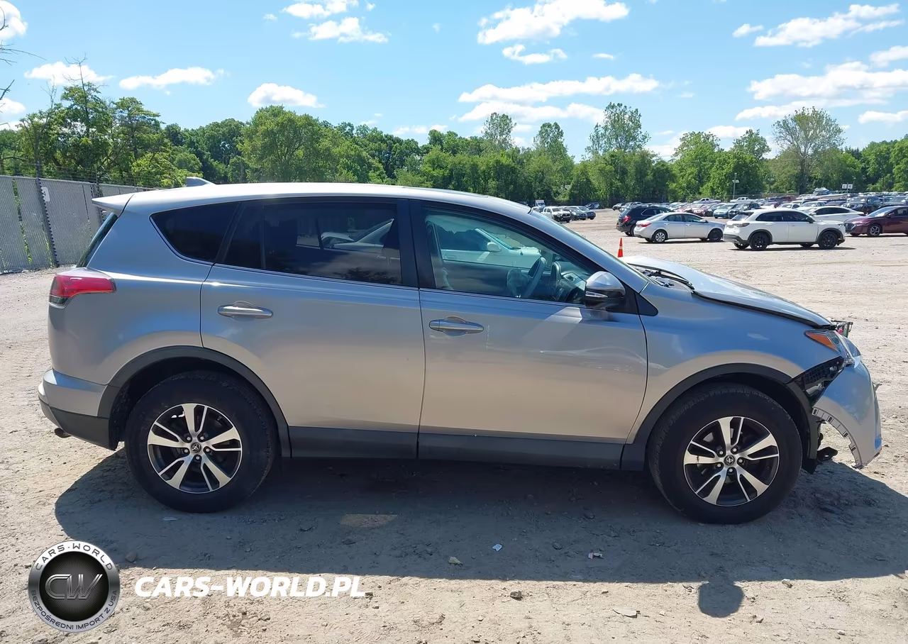 2018 Toyota Rav4 Xle VIN:2T3WFREV5JW474721 - 13