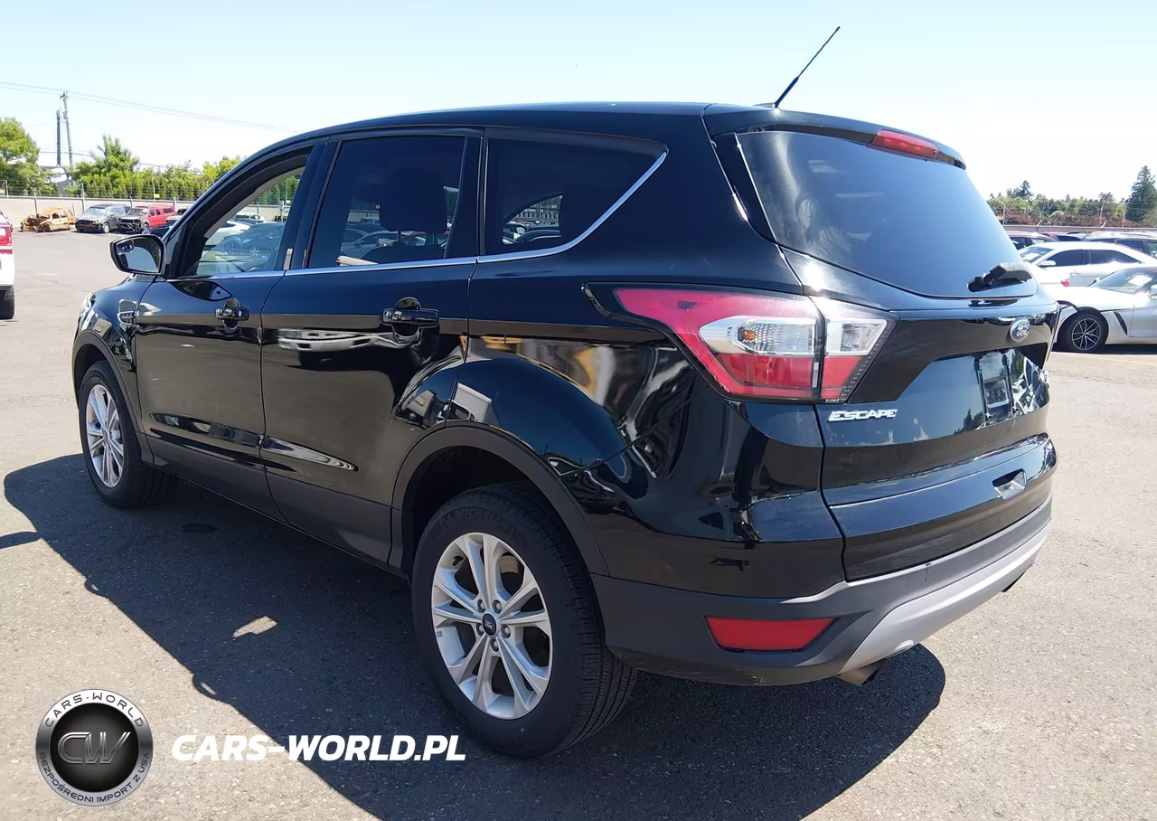 2017 Ford Escape Se VIN:1FMCU9GD4HUE50331 - 3
