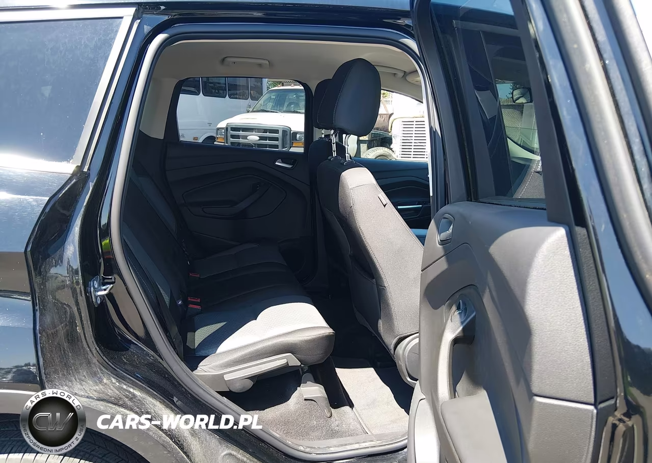 2017 Ford Escape Se VIN:1FMCU9GD4HUE50331 - 8