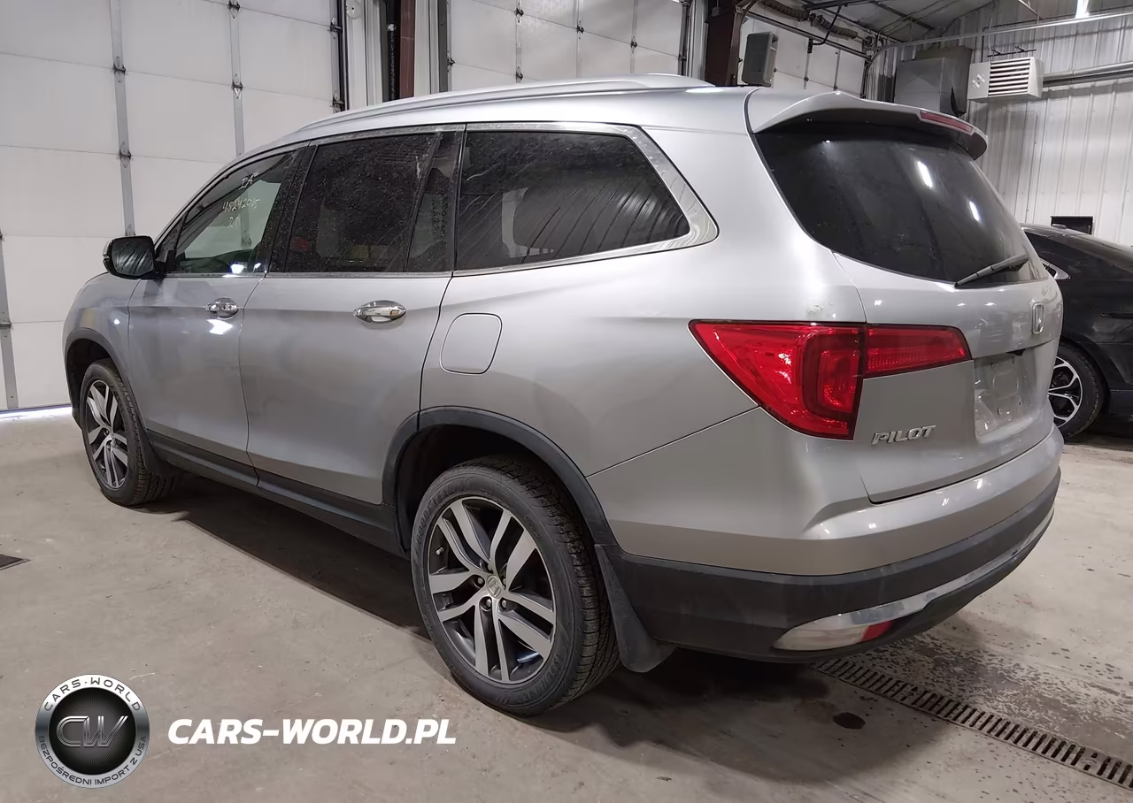 2016 Honda Pilot Elite VIN:5FNYF6H04GB122946 - 3