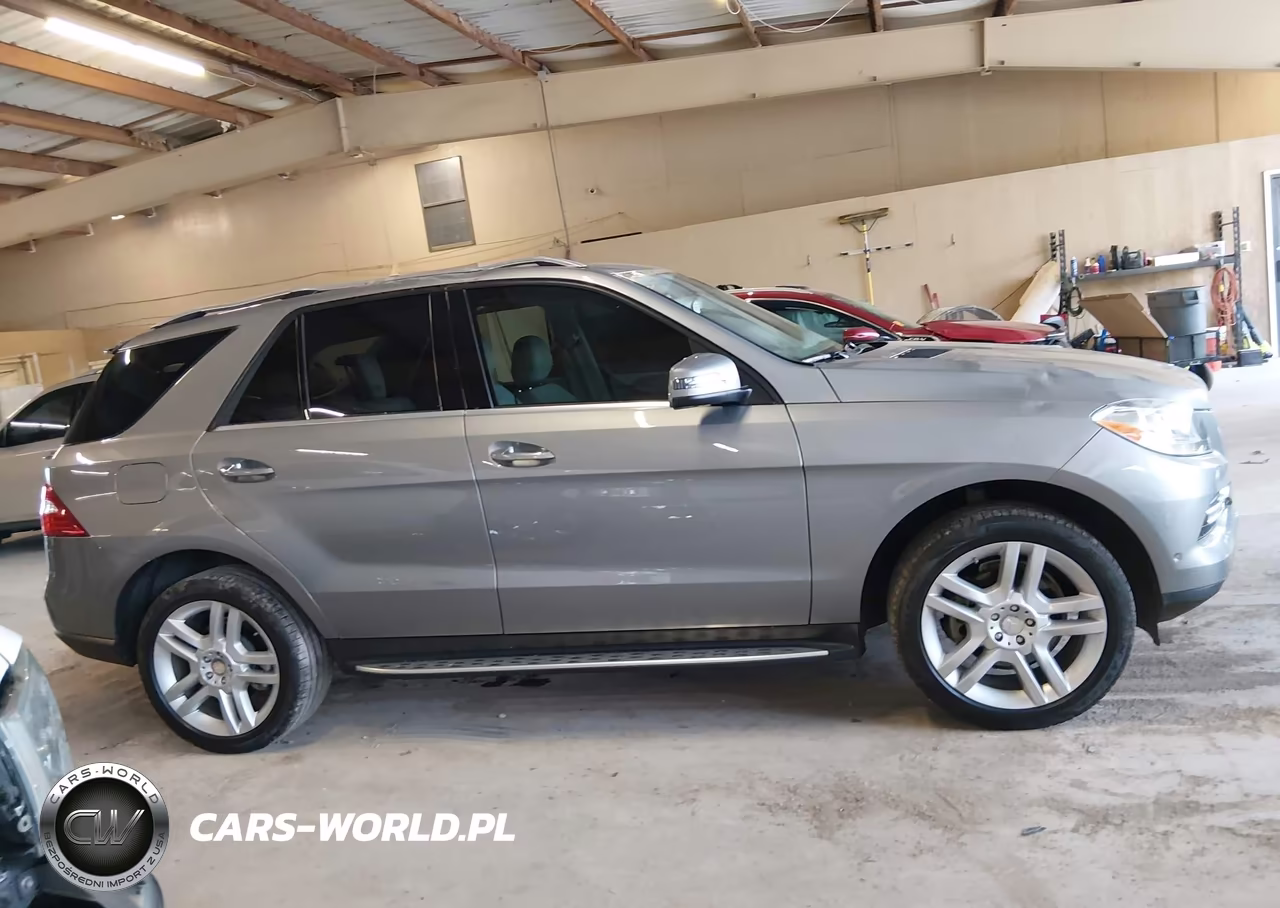 2015 Mercedes-Benz Ml 350 VIN:4JGDA5JBXFA529613 - 14