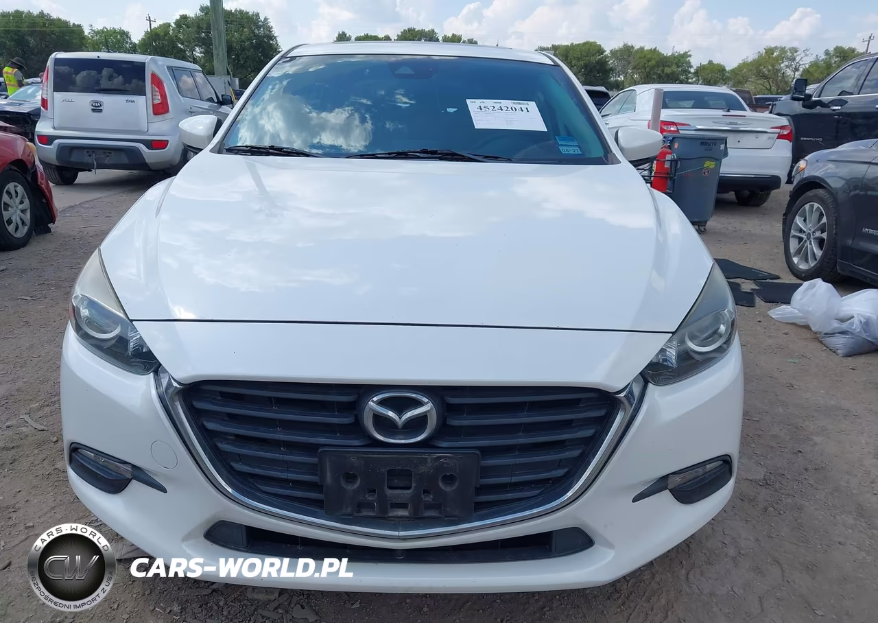2018 Mazda Mazda3 Touring VIN:3MZBN1L33JM190894 - 12