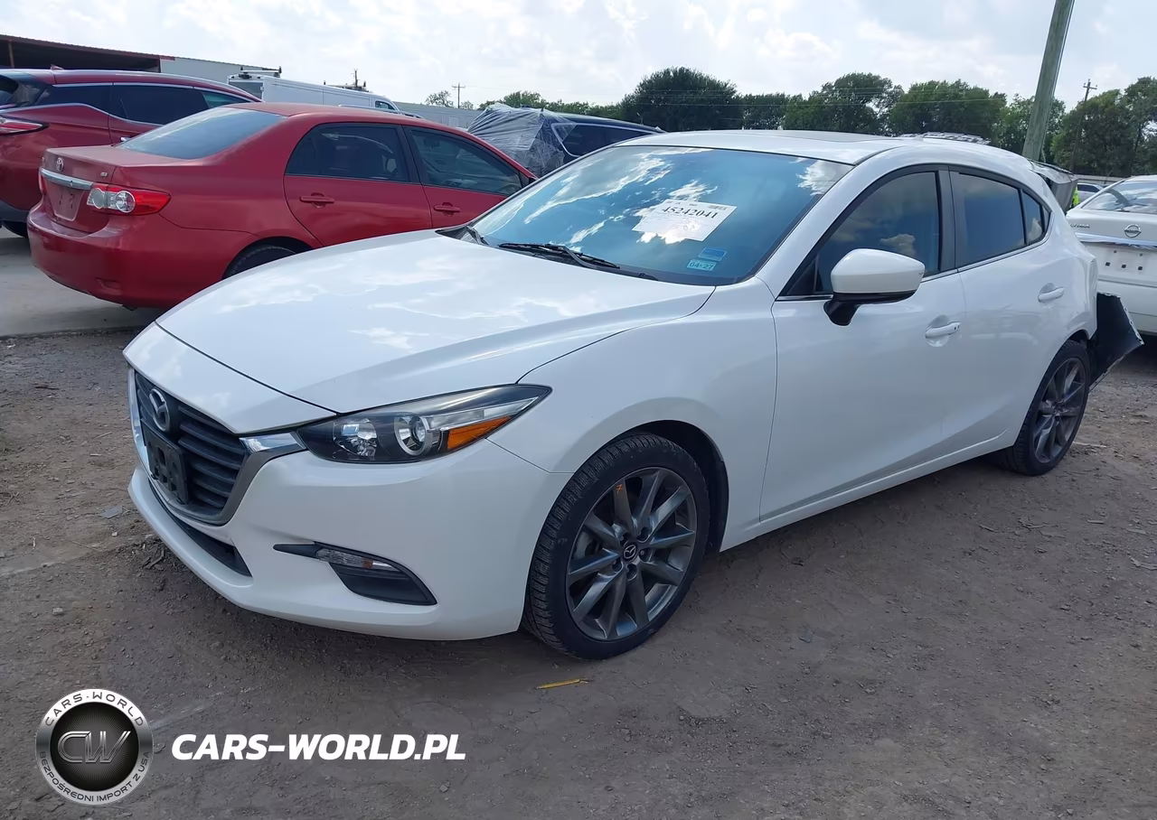 2018 Mazda Mazda3 Touring VIN:3MZBN1L33JM190894 - 2