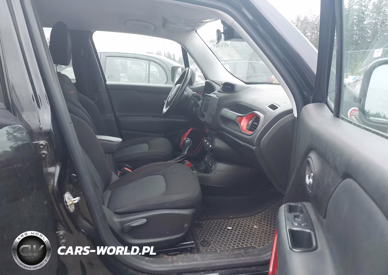 2017 Jeep Renegade Trailhawk 4X4 VIN:ZACCJBCB7HPE55923 - 5