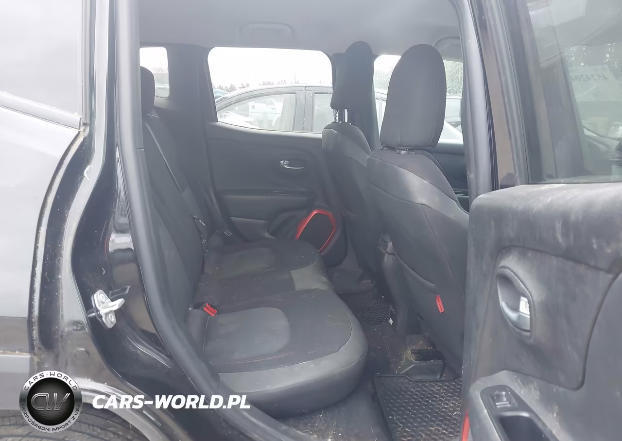 2017 Jeep Renegade Trailhawk 4X4 VIN:ZACCJBCB7HPE55923 - 8