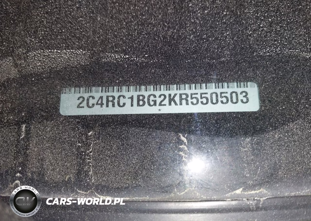 2019 Chrysler Pacifica Touring L VIN:2C4RC1BG2KR550503 - 9