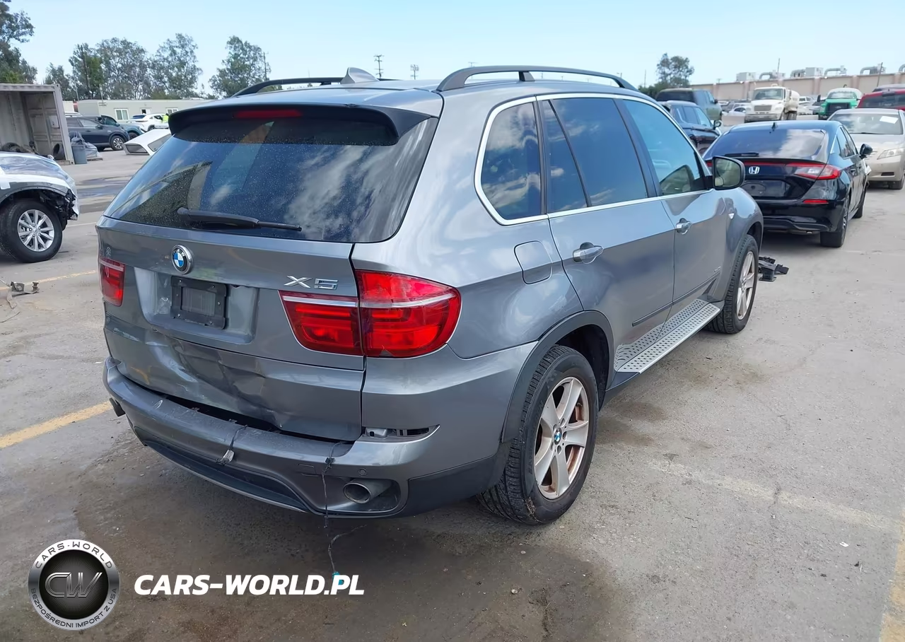 2013 BMW X5 xDrive35D VIN:5UXZW0C58D0B94362 - 4