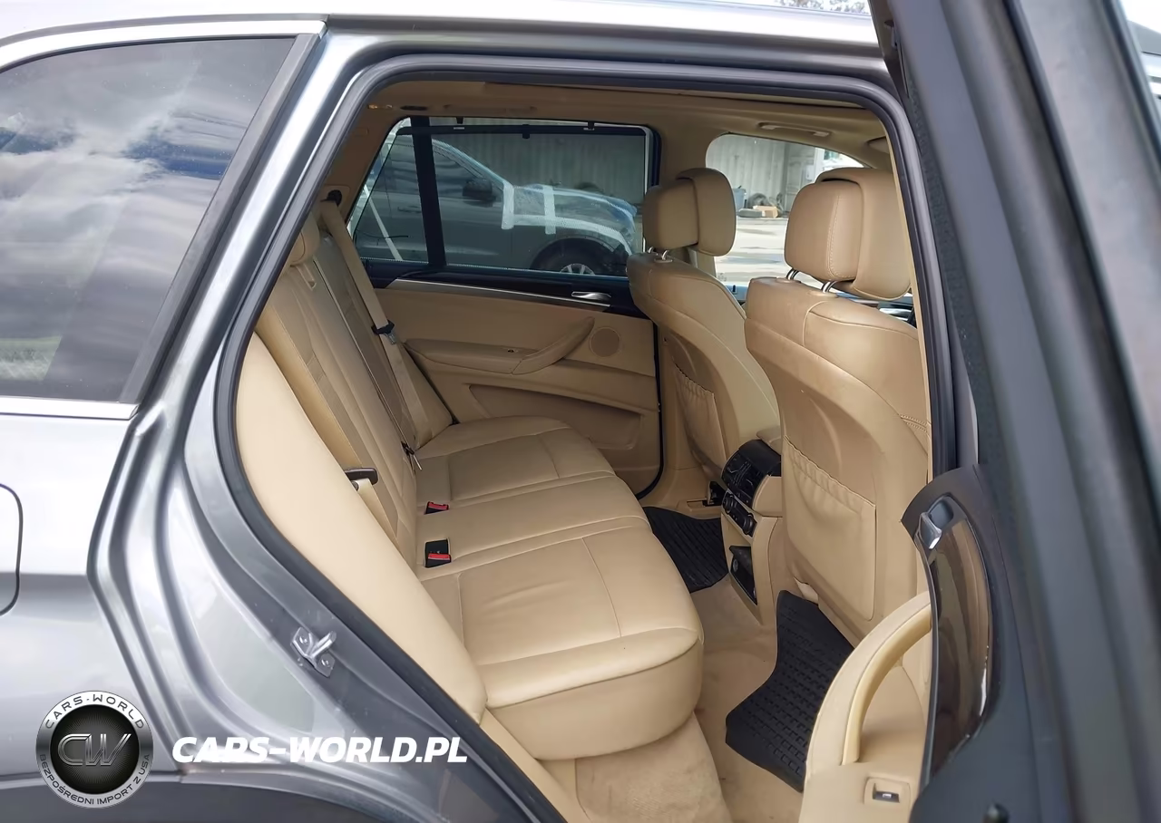 2013 BMW X5 xDrive35D VIN:5UXZW0C58D0B94362 - 8