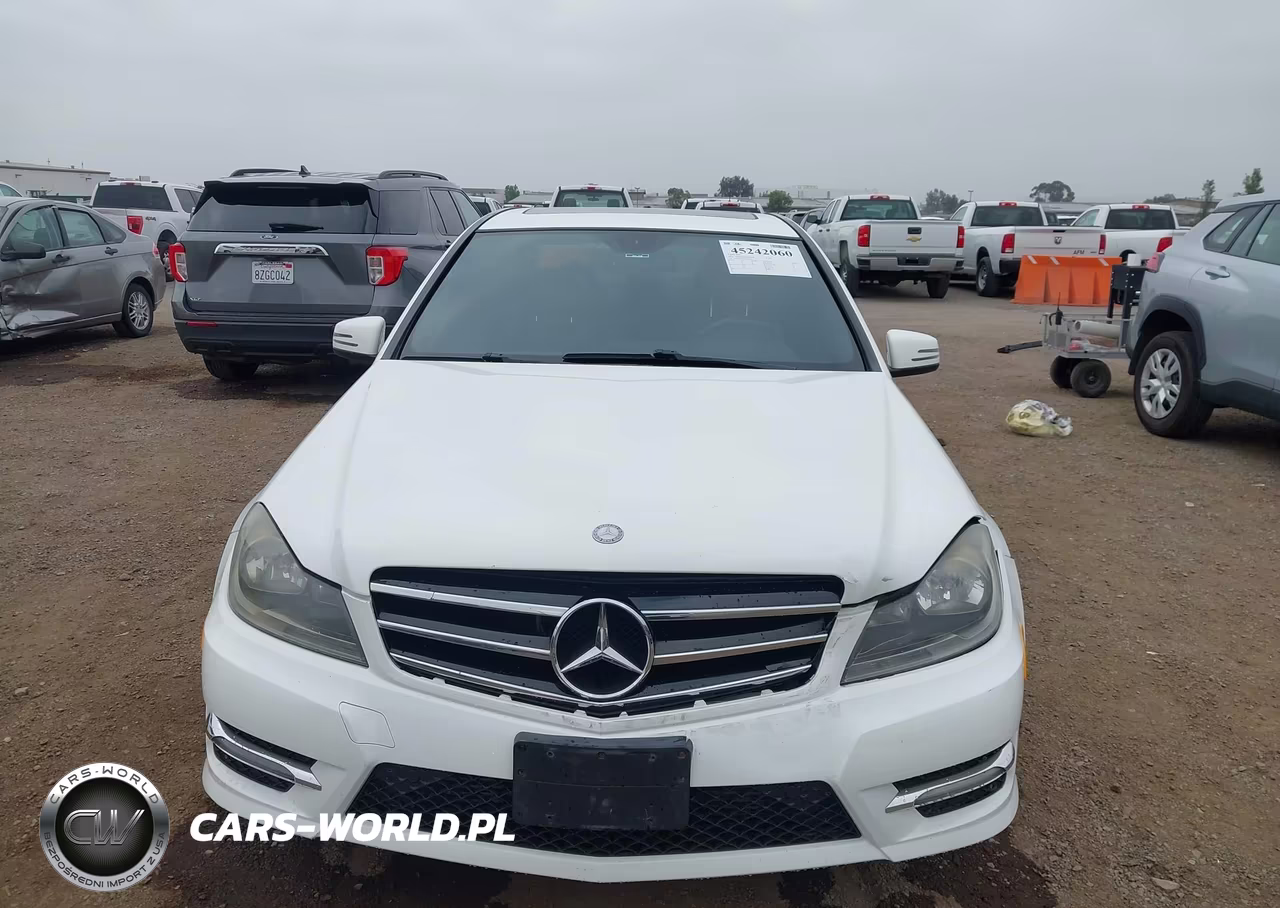 2014 Mercedes-Benz C 250 Sport VIN:WDDGF4HBXEG211950 - 12