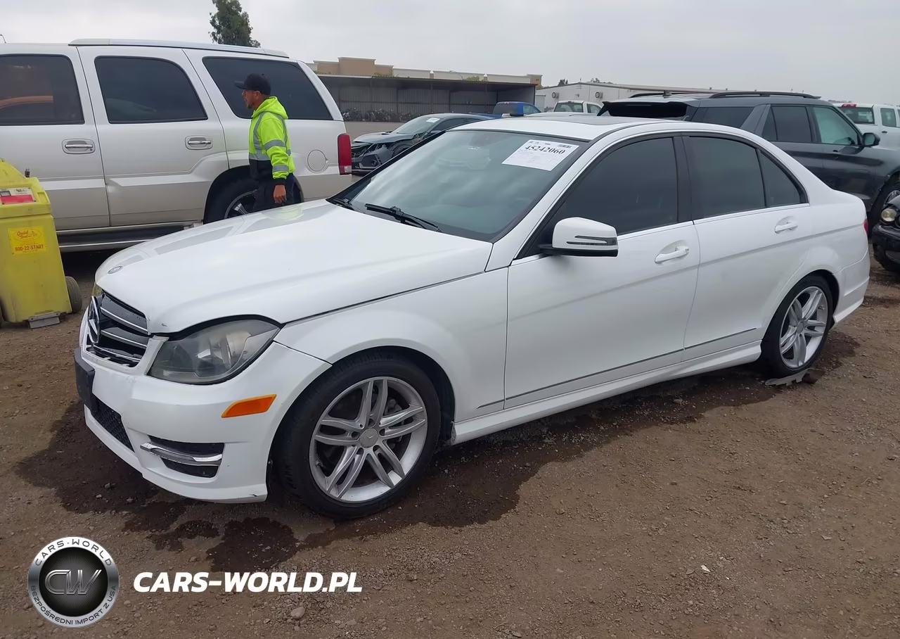 2014 Mercedes-Benz C 250 Sport VIN:WDDGF4HBXEG211950 - 2