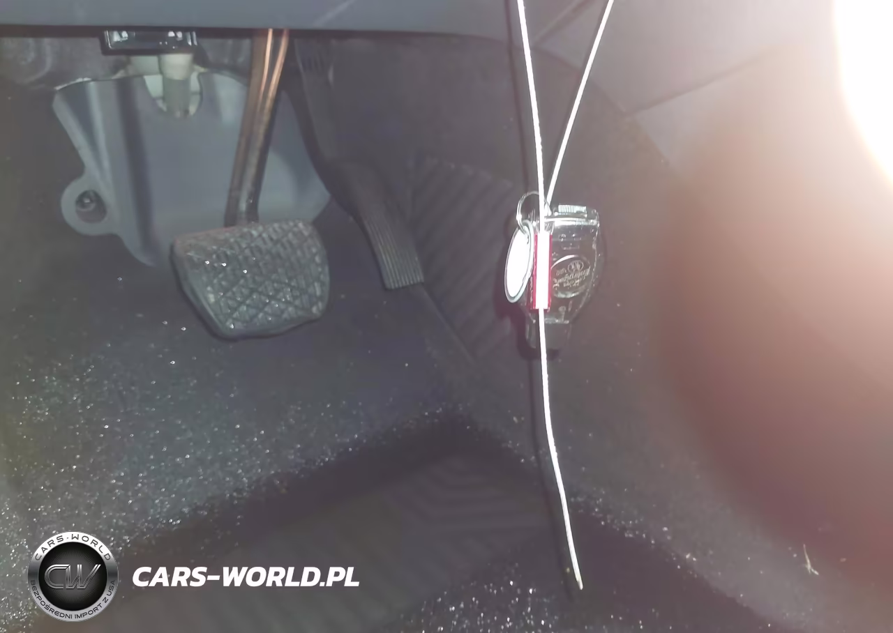 2018 Mercedes-Benz Cla 250 VIN:WDDSJ4EB7JN563029 - 11