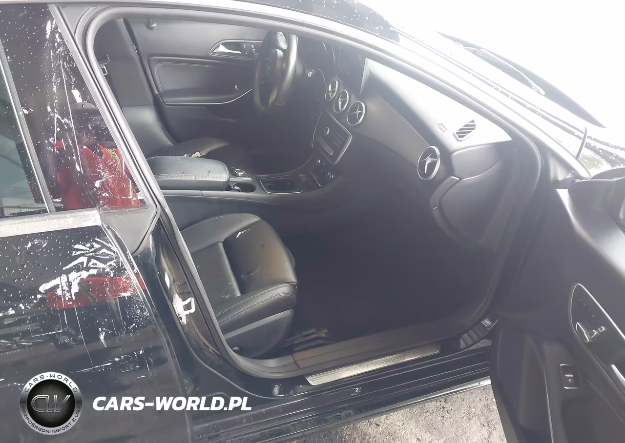 2018 Mercedes-Benz Cla 250 VIN:WDDSJ4EB7JN563029 - 5