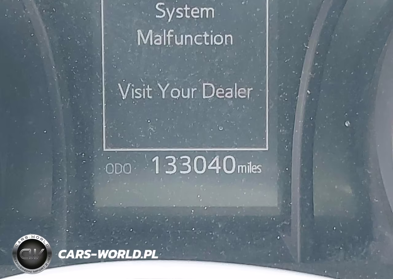 2020 Toyota Camry Le VIN:4T1C11AK8LU343552 - 14