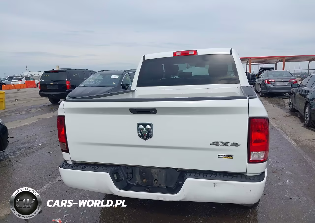 2015 Ram 1500 Express VIN:1C6RR7KG7FS699065 - 16
