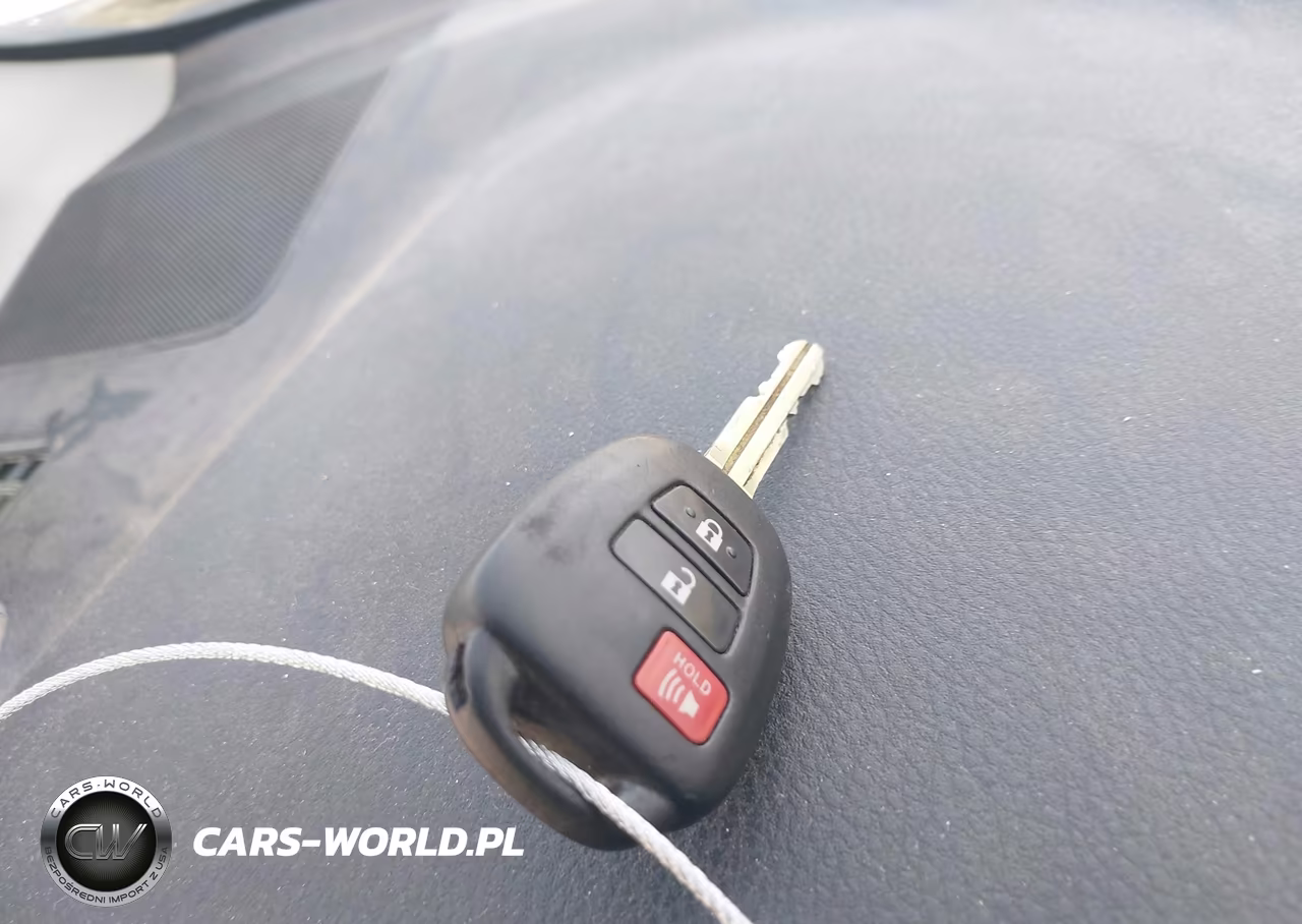 2018 Toyota Rav4 Xle VIN:2T3RFREV8JW789753 - 11
