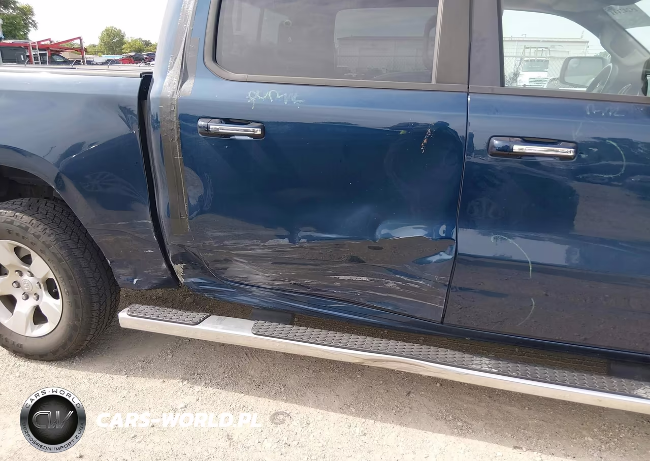2020 Ram 1500 Big Horn 4X4 5'7 Box VIN:1C6RRFFG0LN334015 - 17