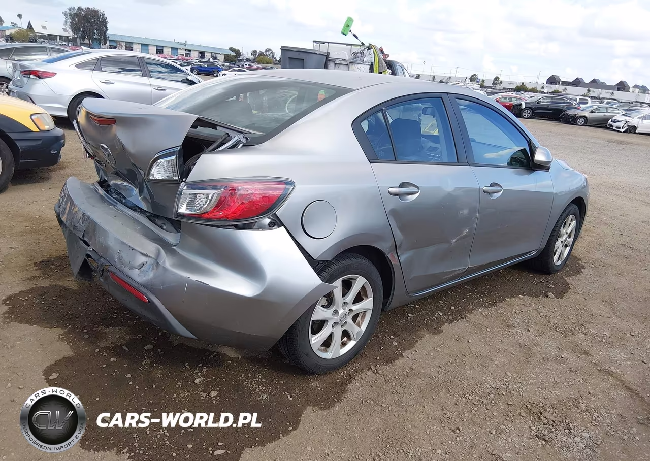 2010 Mazda Mazda3 I Touring VIN:JM1BL1SG2A1144970 - 4