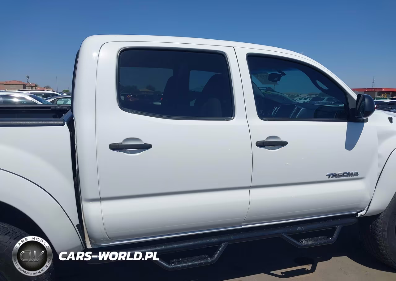 2013 Toyota Tacoma Prerunner V6 VIN:3TMJU4GNXDM149987 - 13