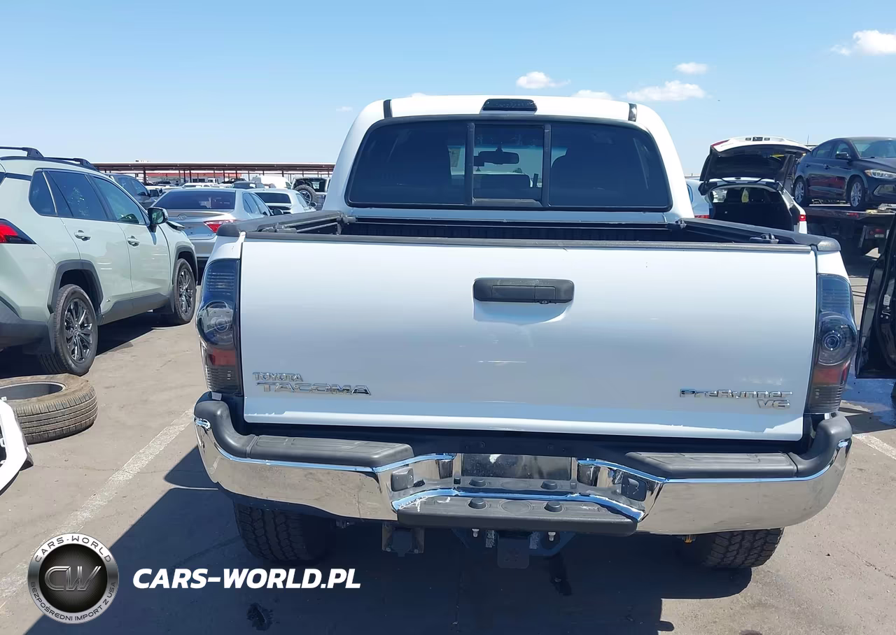 2013 Toyota Tacoma Prerunner V6 VIN:3TMJU4GNXDM149987 - 16