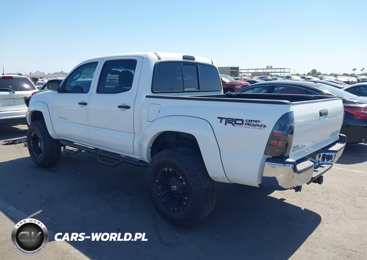 2013 Toyota Tacoma Prerunner V6 VIN:3TMJU4GNXDM149987 - 3