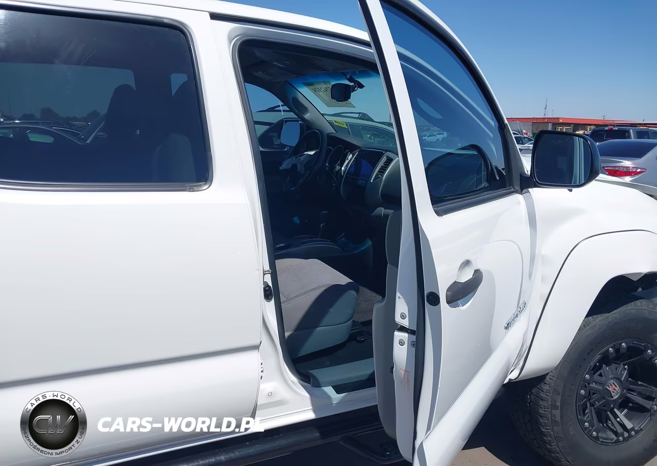 2013 Toyota Tacoma Prerunner V6 VIN:3TMJU4GNXDM149987 - 5