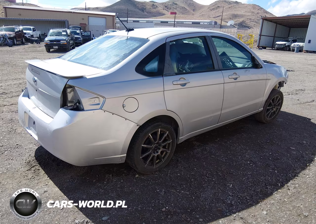 2009 Ford Focus Ses VIN:1FAHP36N19W146006 - 4