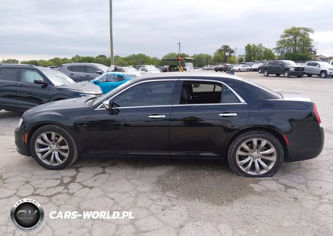 2016 Chrysler 300C VIN:2C3CCAEG4GH208151 - 14