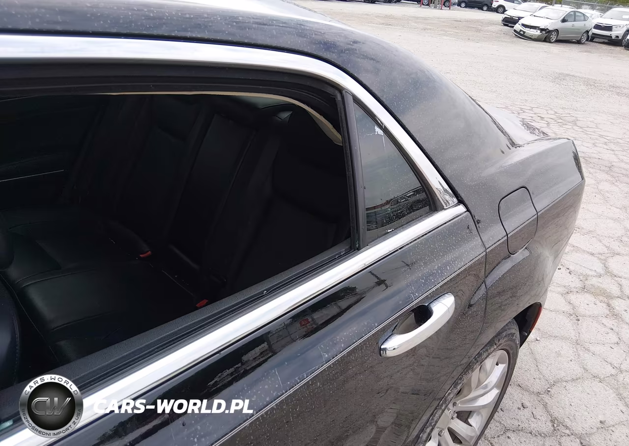 2016 Chrysler 300C VIN:2C3CCAEG4GH208151 - 20