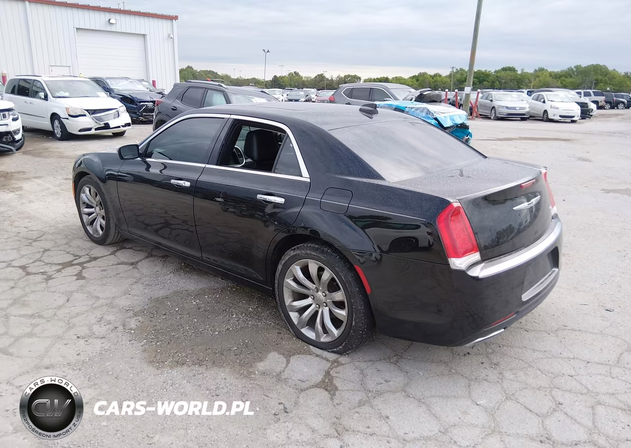 2016 Chrysler 300C VIN:2C3CCAEG4GH208151 - 3