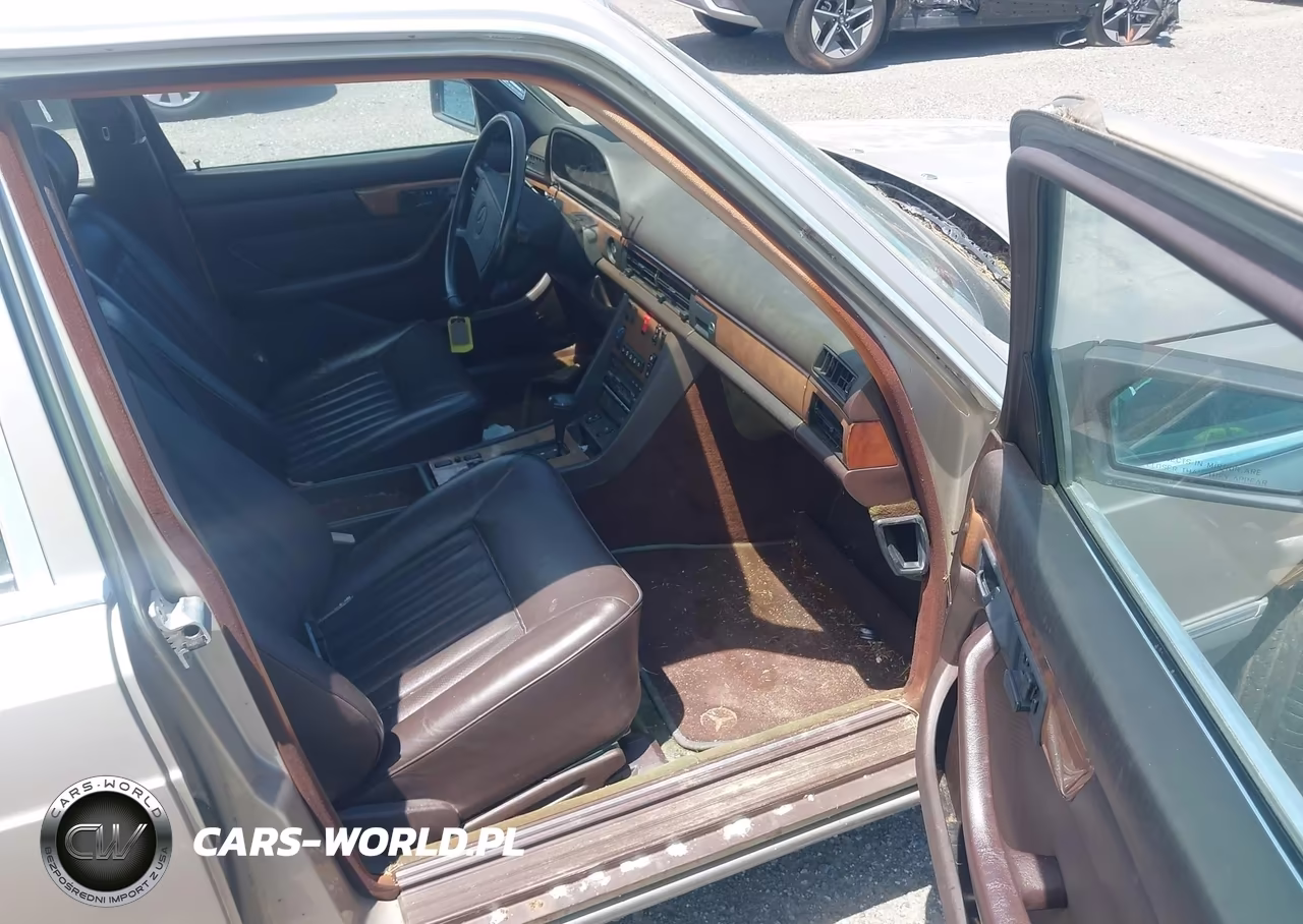 1988 Mercedes-Benz 560 Sel VIN:WDBCA39D4JA364370 - 5
