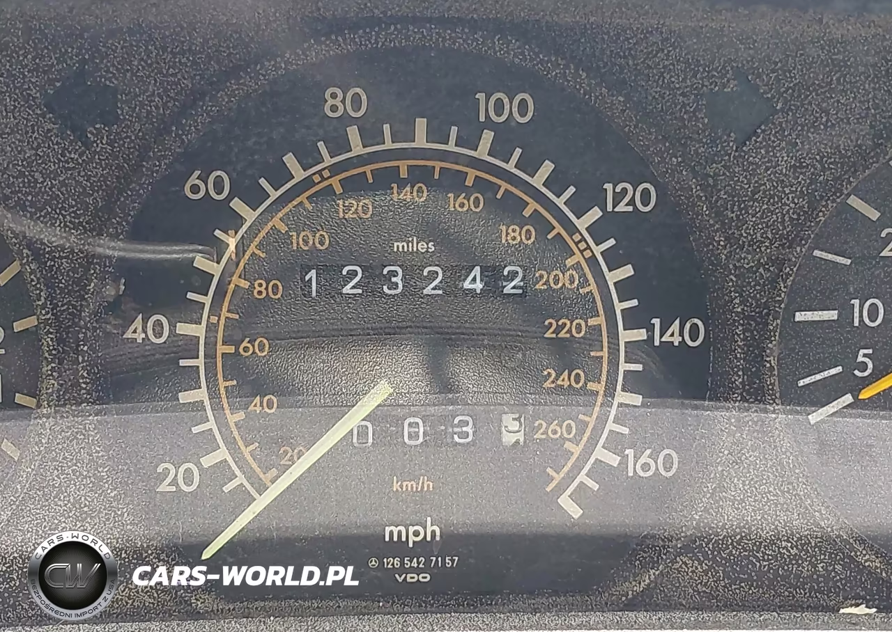 1988 Mercedes-Benz 560 Sel VIN:WDBCA39D4JA364370 - 7