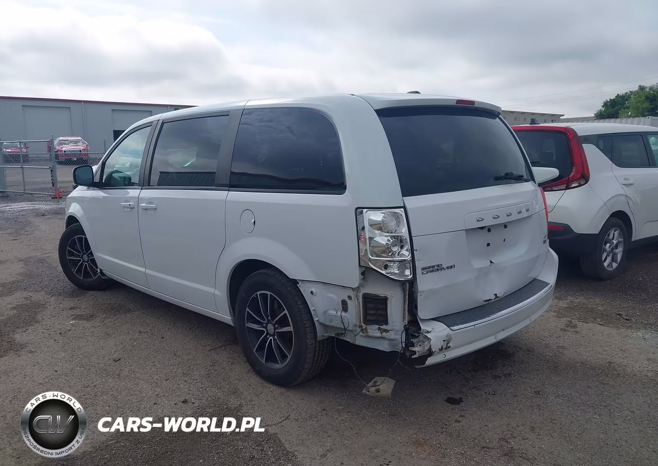 2018 Dodge Grand Caravan Gt VIN:2C4RDGEG9JR288618 - 3