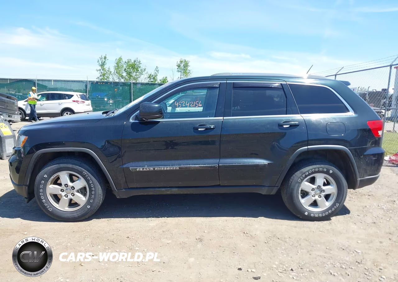 2012 Jeep Grand Cherokee Laredo VIN:1C4RJFAG8CC289747 - 14