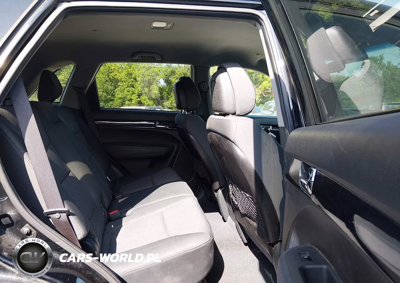 2011 Kia Sorento Lx VIN:5XYKTCA15BG187502 - 8