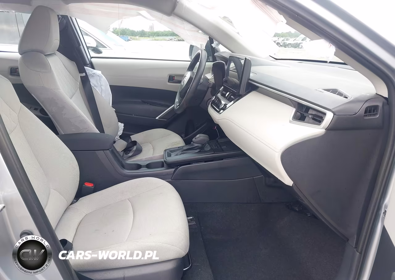 2026 Toyota Corolla Cross L VIN:7MUAAAAG0TV180459 - 5