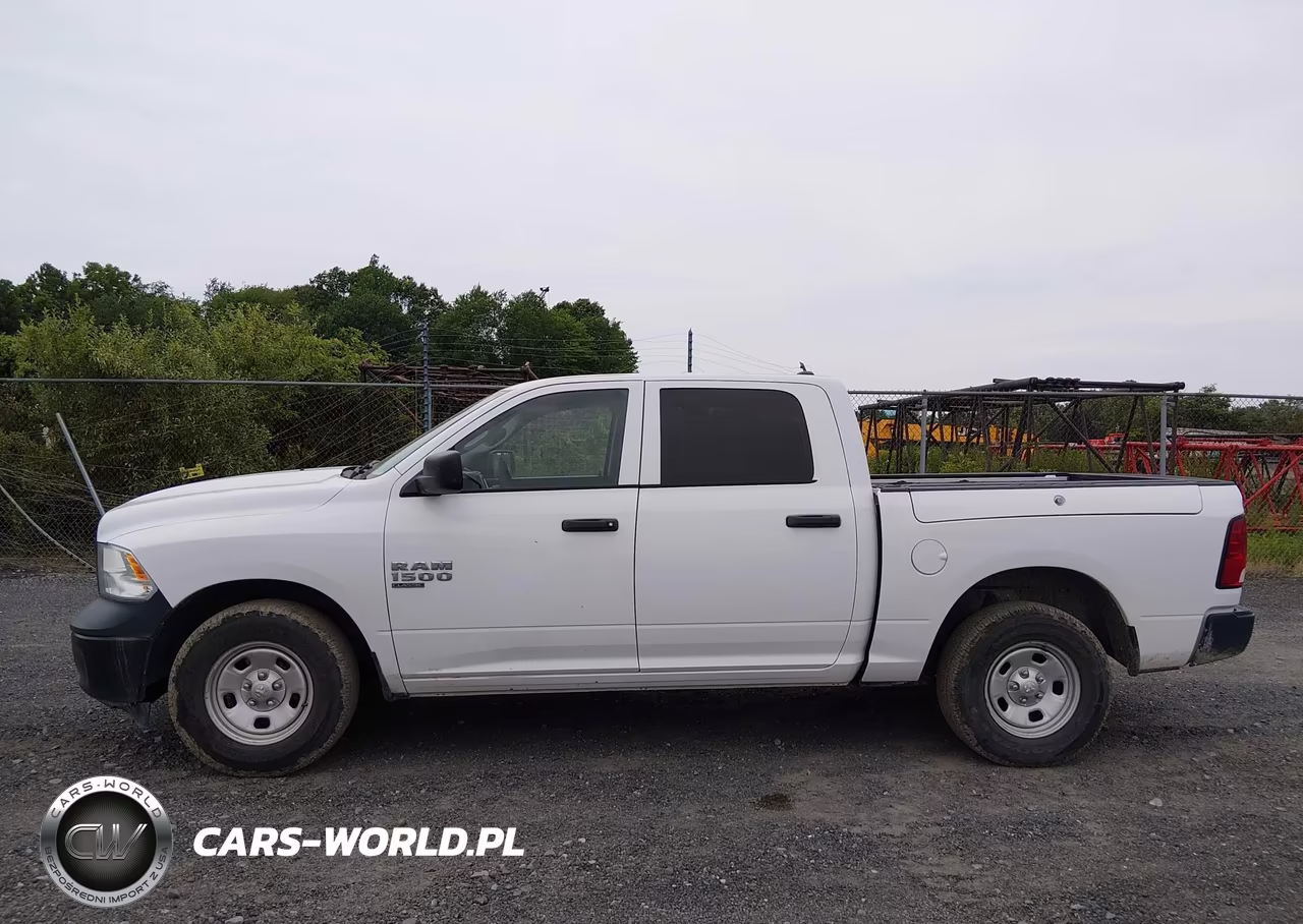 2019 Ram 1500 Classic Tradesman 4X2 5'7 Box VIN:1C6RR6KG7KS678186 - 14