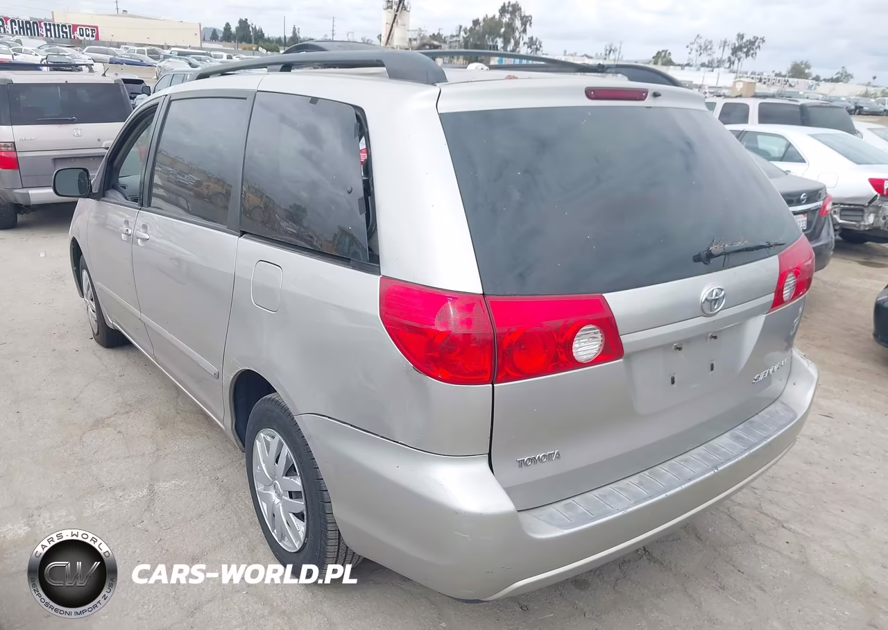 2006 Toyota Sienna Le VIN:5TDZA23C66S433656 - 3