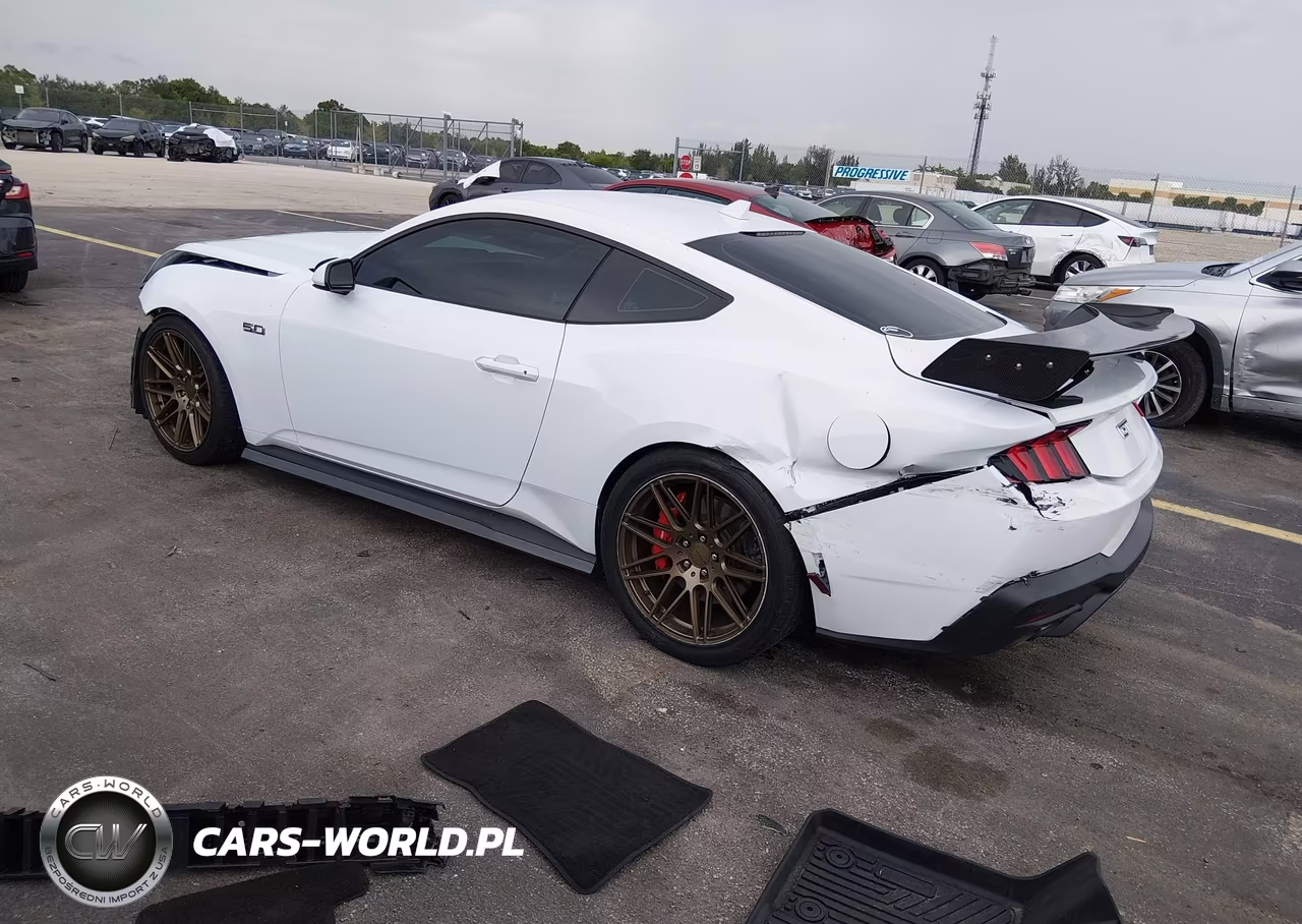 2024 Ford Mustang Gt Premium Fastback VIN:1FA6P8CF6R5428035 - 3