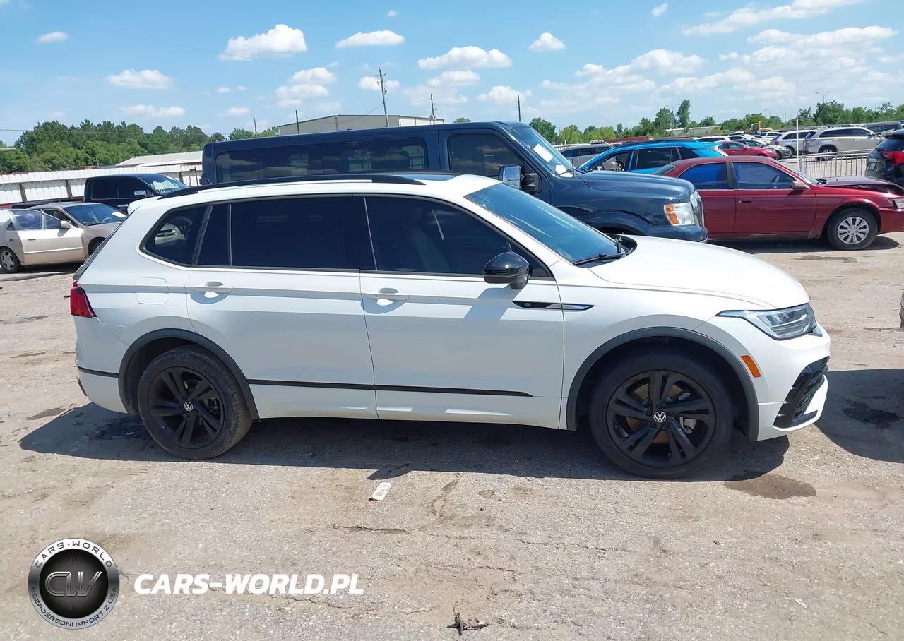 2024 Volkswagen Tiguan 2.0T Se R-Line Black VIN:3VVCB7AX5RM006335 - 13