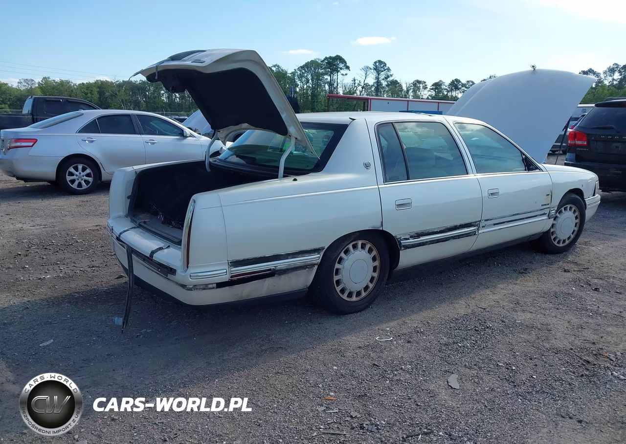 1998 Cadillac Deville Standard VIN:1G6KD54Y2WU731902 - 4