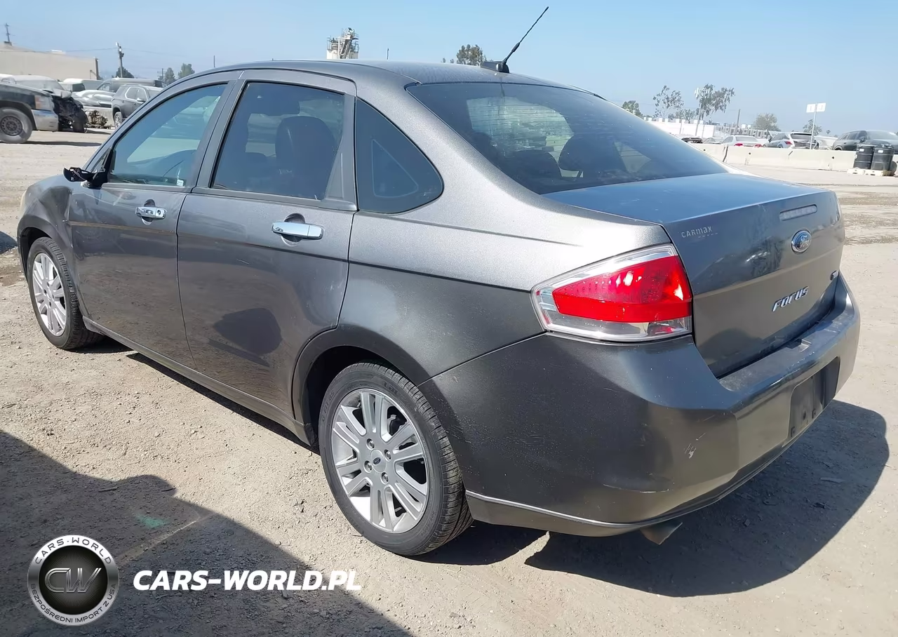 2010 Ford Focus Sel VIN:1FAHP3HN8AW163595 - 3