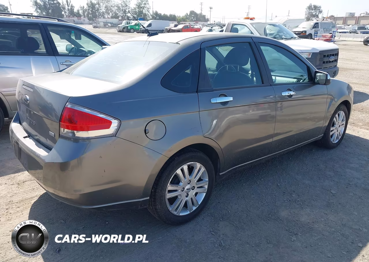 2010 Ford Focus Sel VIN:1FAHP3HN8AW163595 - 4